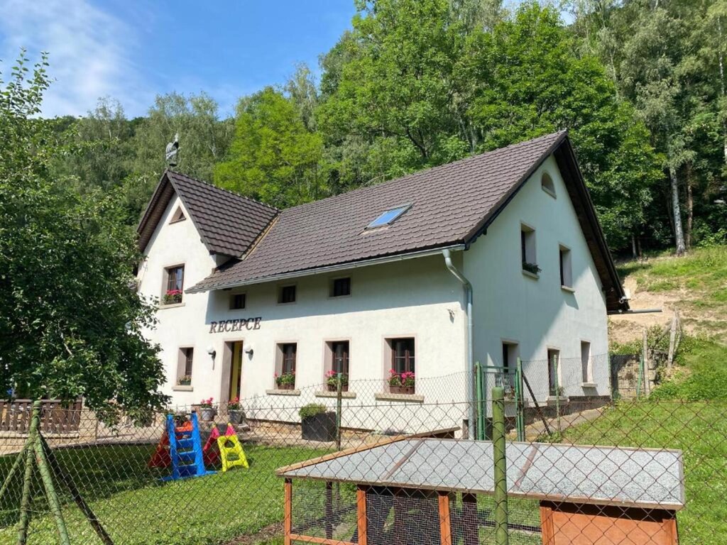 Herenhuis in Starkov met terras