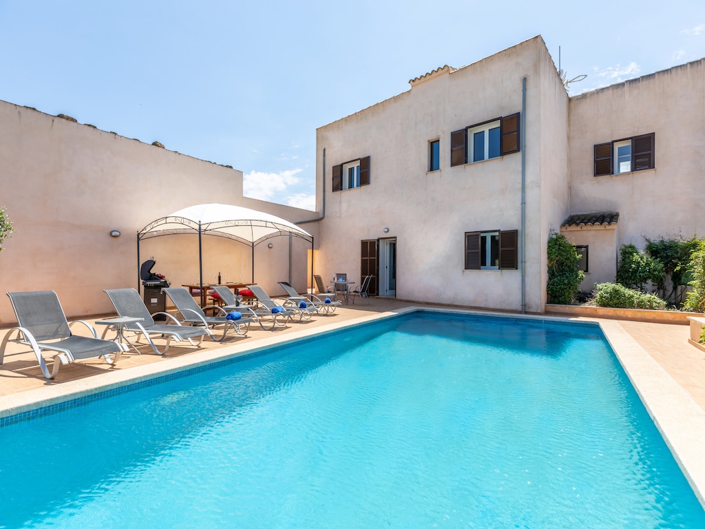 Ca Na Bergues met privézwembad