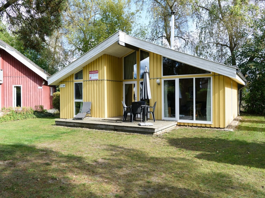 Vakantiehuis met sauna in vakantiepark Mirow