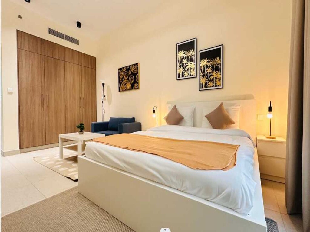Luxe Studio Apt Dancenter Retreat