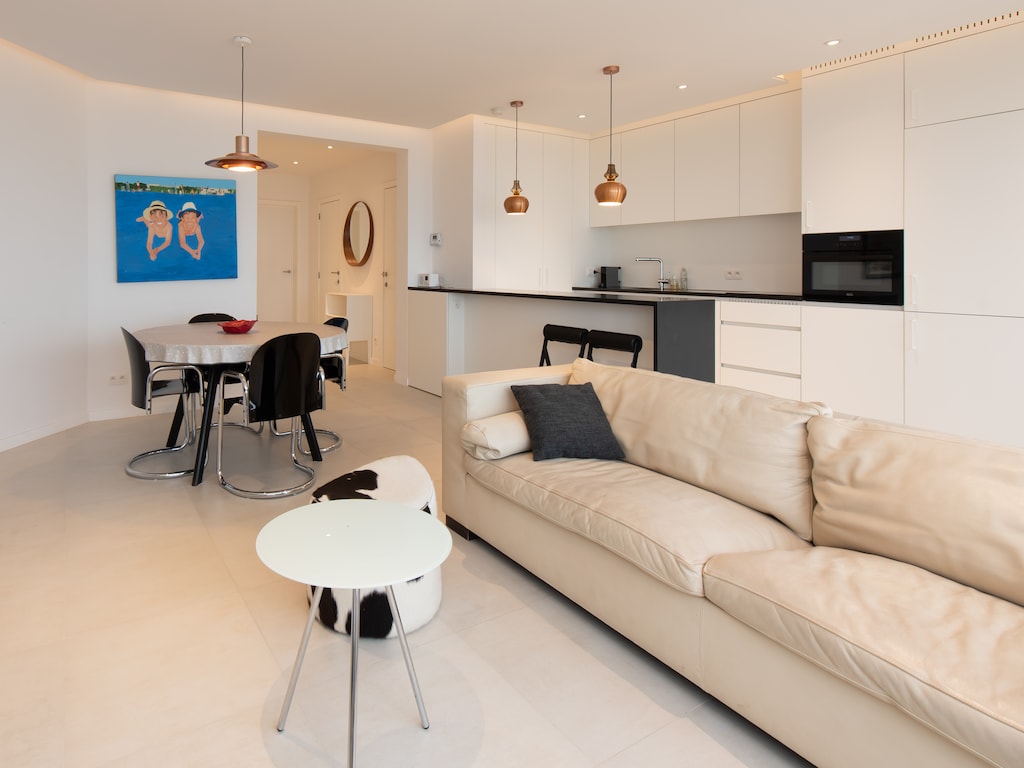 Appartement op Zeedijk met zeezicht