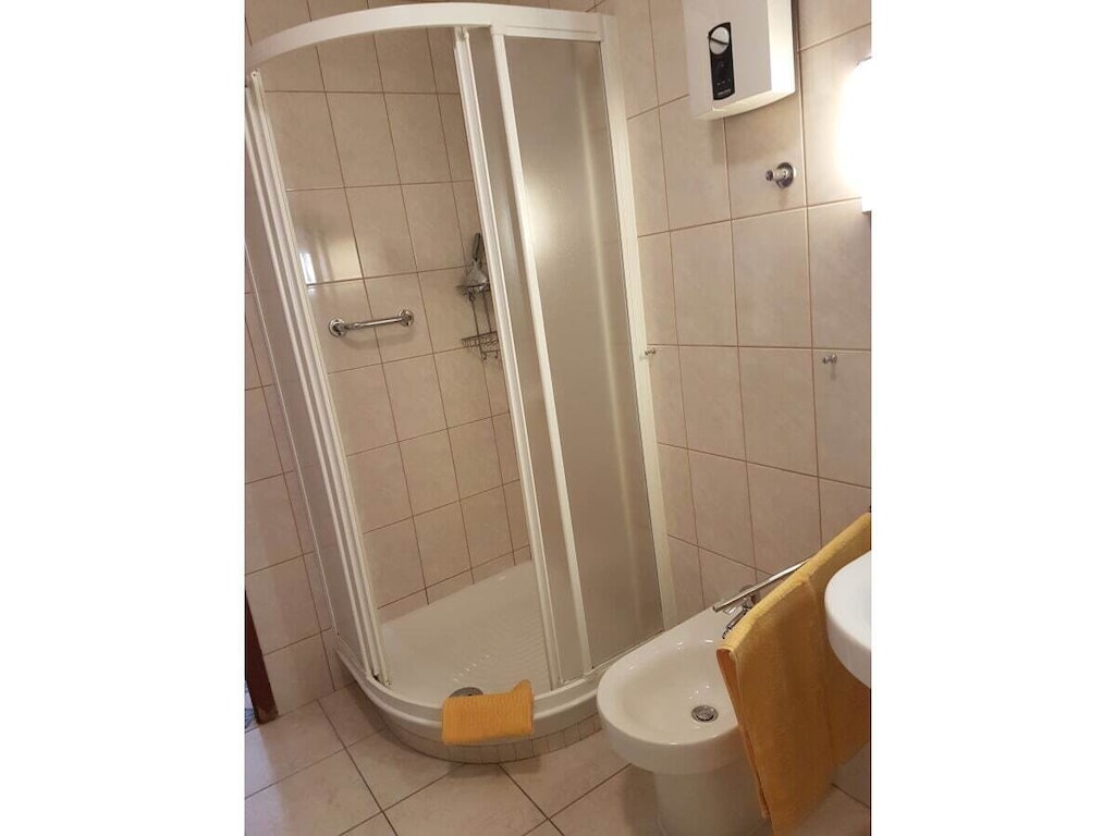   96080