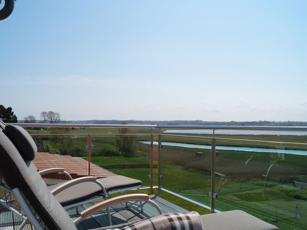 Appartement in Hohwacht met zwembad