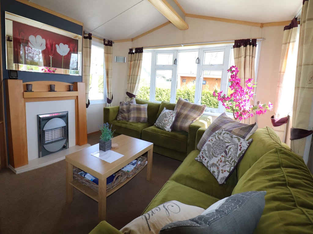 Gezellig chalet met 2 badkamers in Tzummarum