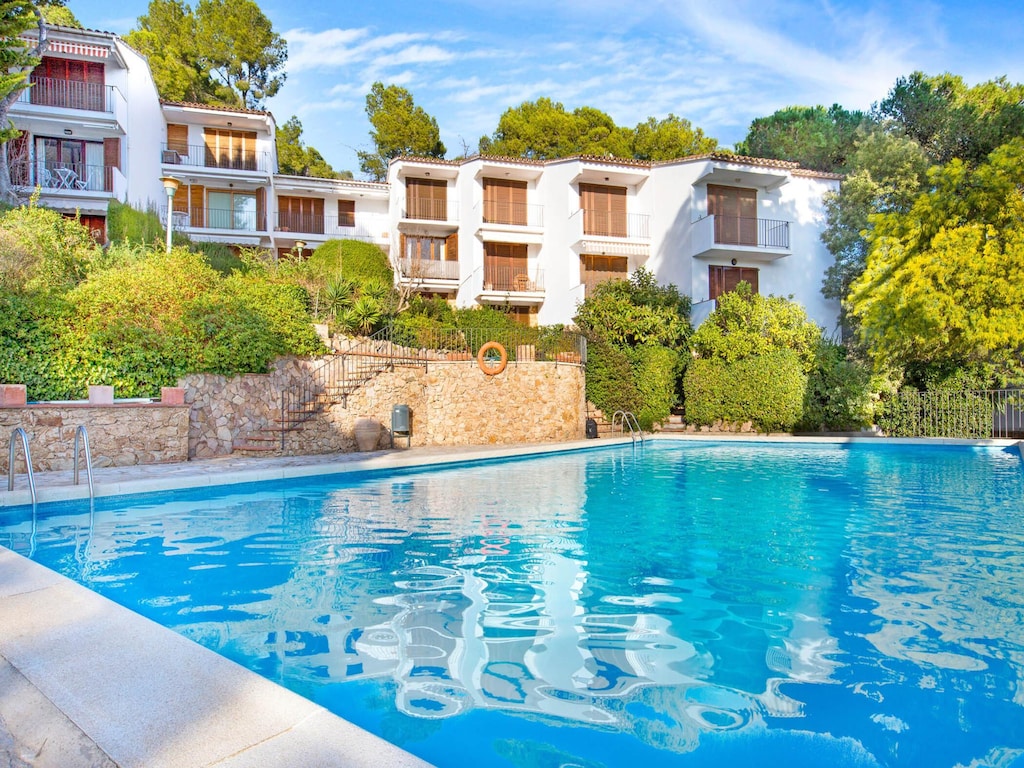 Apartment mit Gemeinschaftspool für 4 Personen
