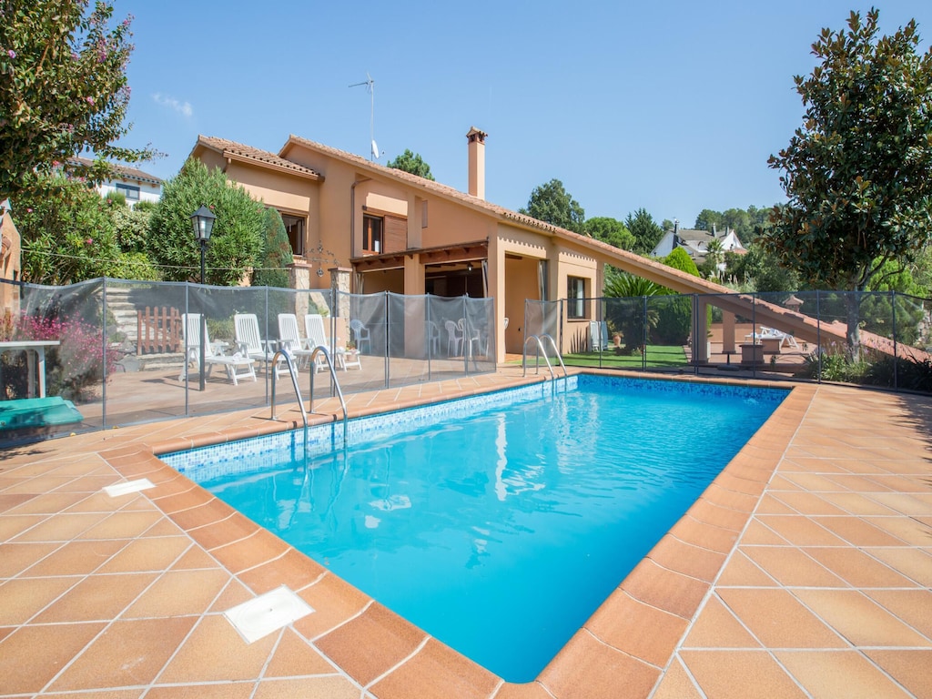 Villa aan Costa Brava met Privézwembad