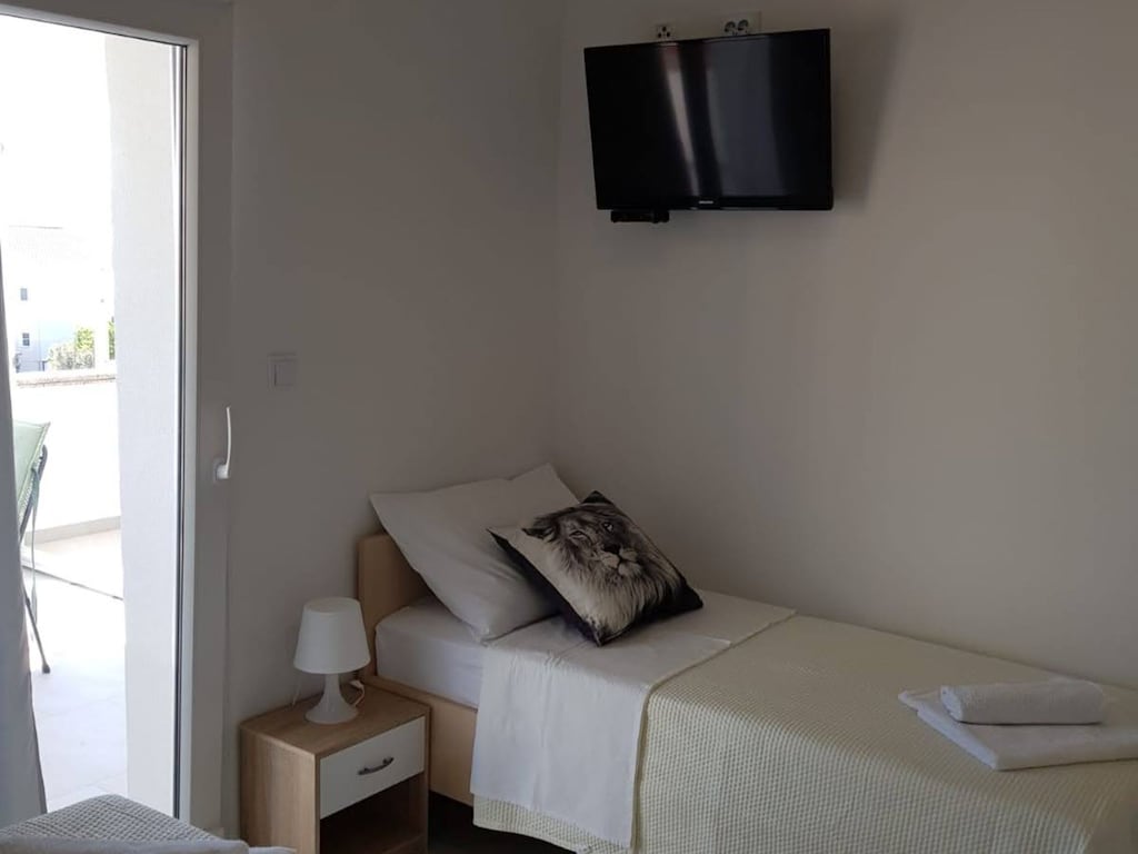 One-Bedroom Sea View Apartment