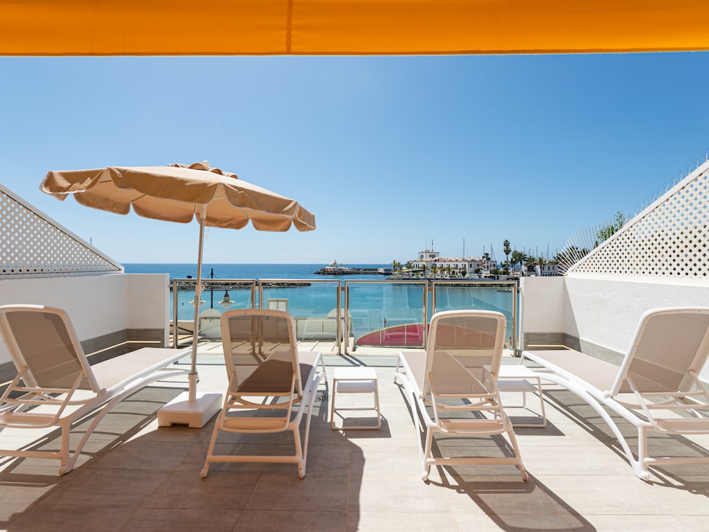 Appartement in Playa de Mogán aan Zee