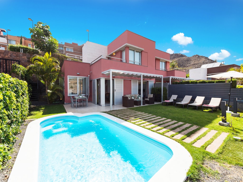 Villa met verwarmd zwembad in Salobre