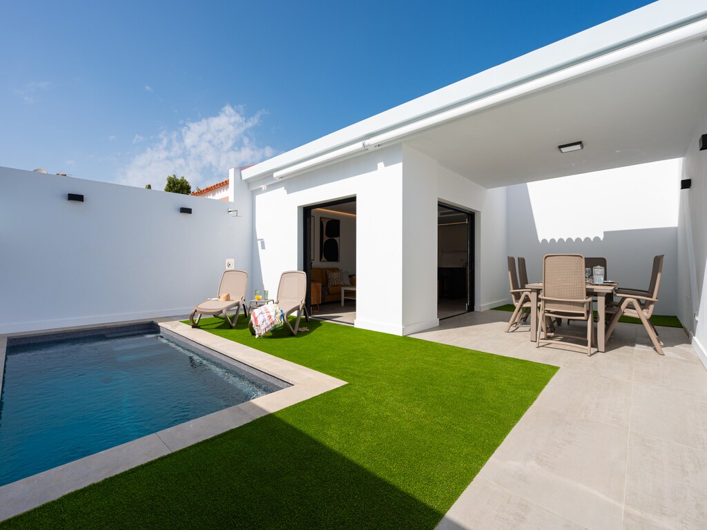 Chalet in Maspalomas met verwarmd zwembad