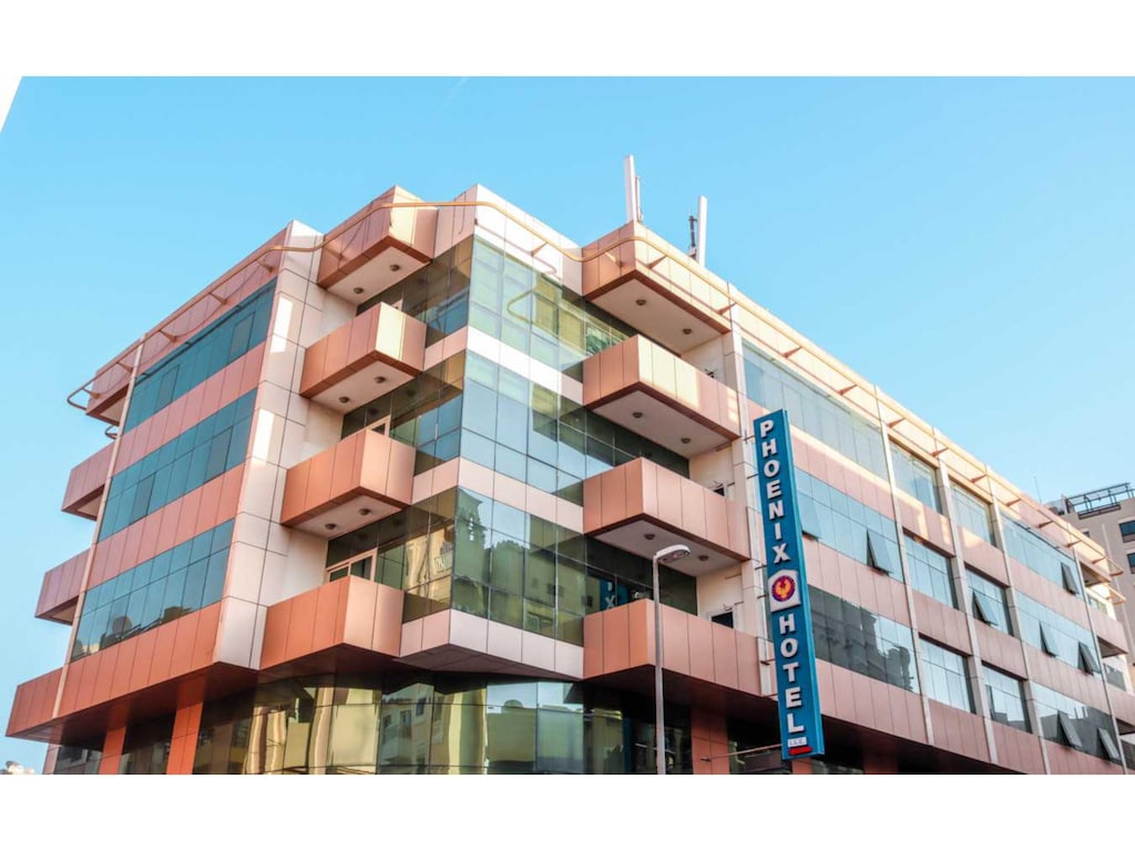 Phoenix Haven nabij Nasr Sq