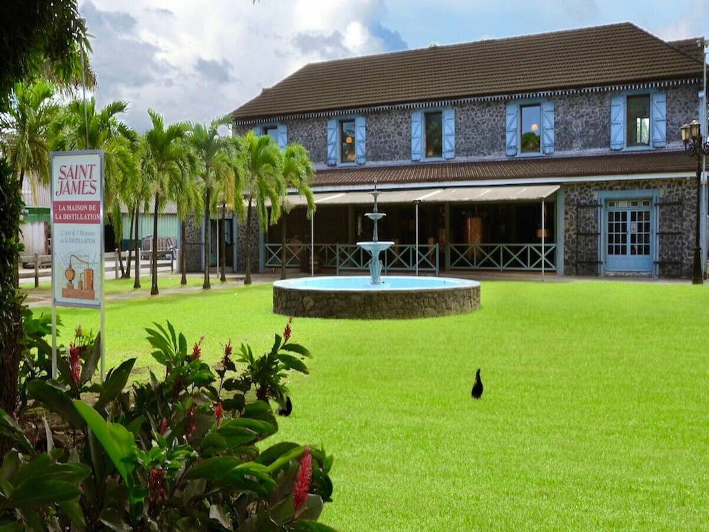 Bungalow mit Meer- und Landschaftsblick