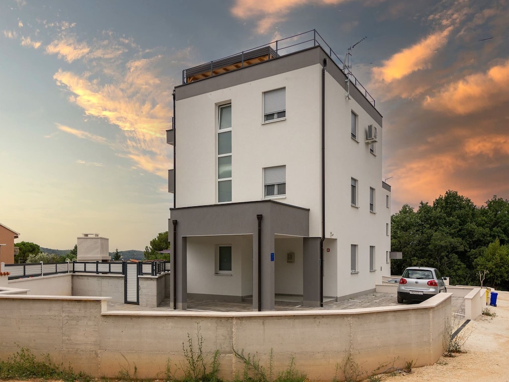 Gemeubileerd penthouse met zeezicht