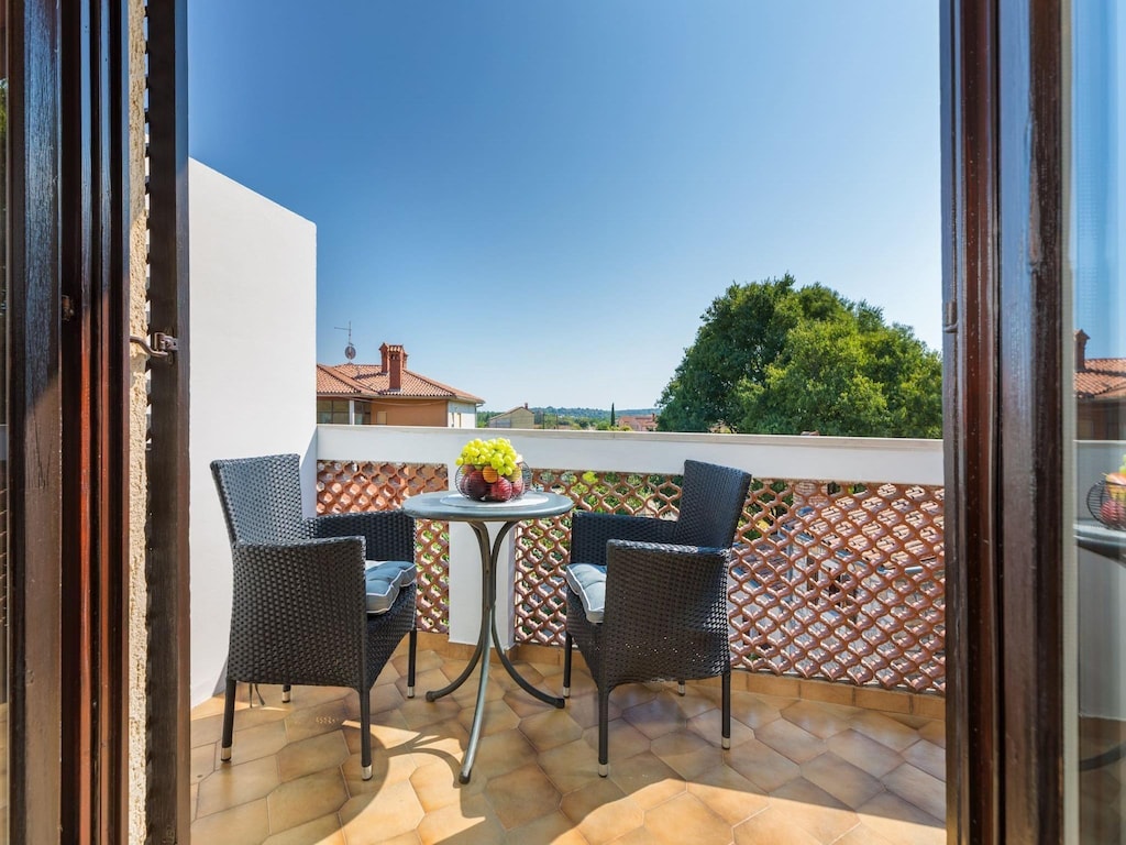 Appartement in Valbandon bij Strand & Fažana