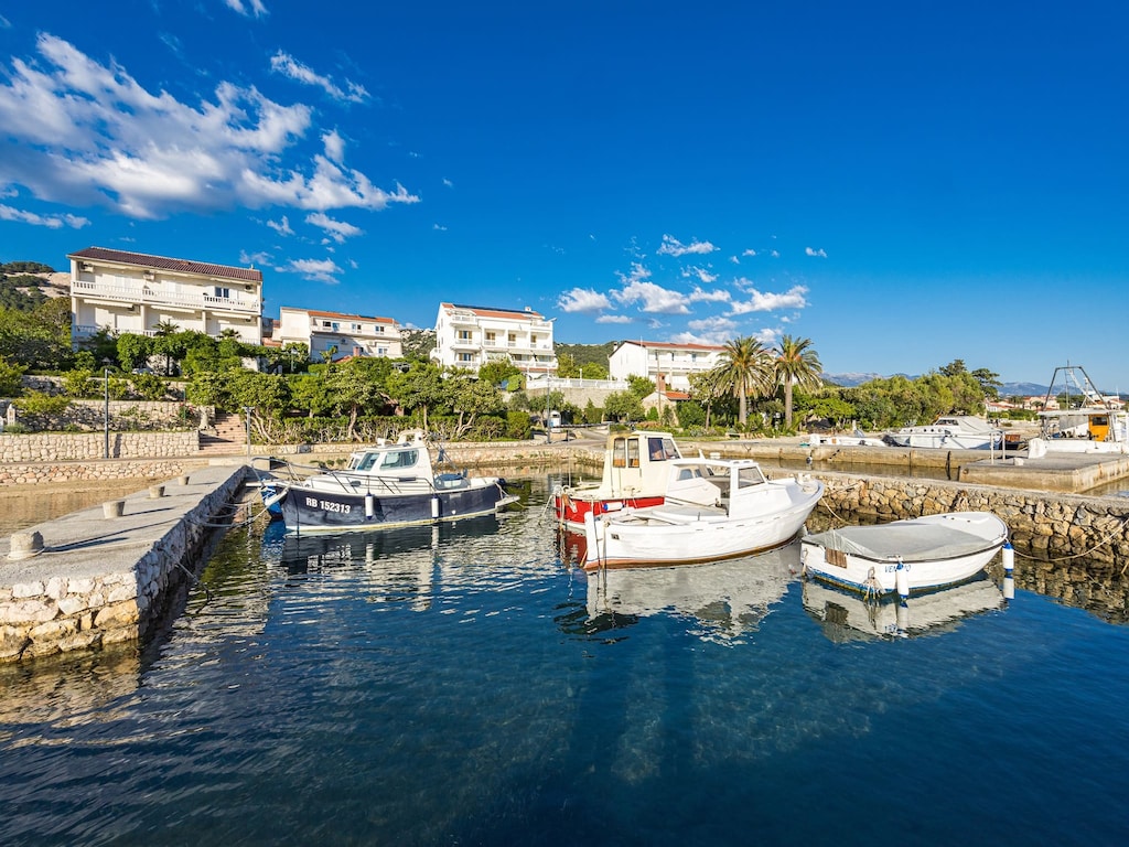 Studio auf Rab nahe Sandstrand