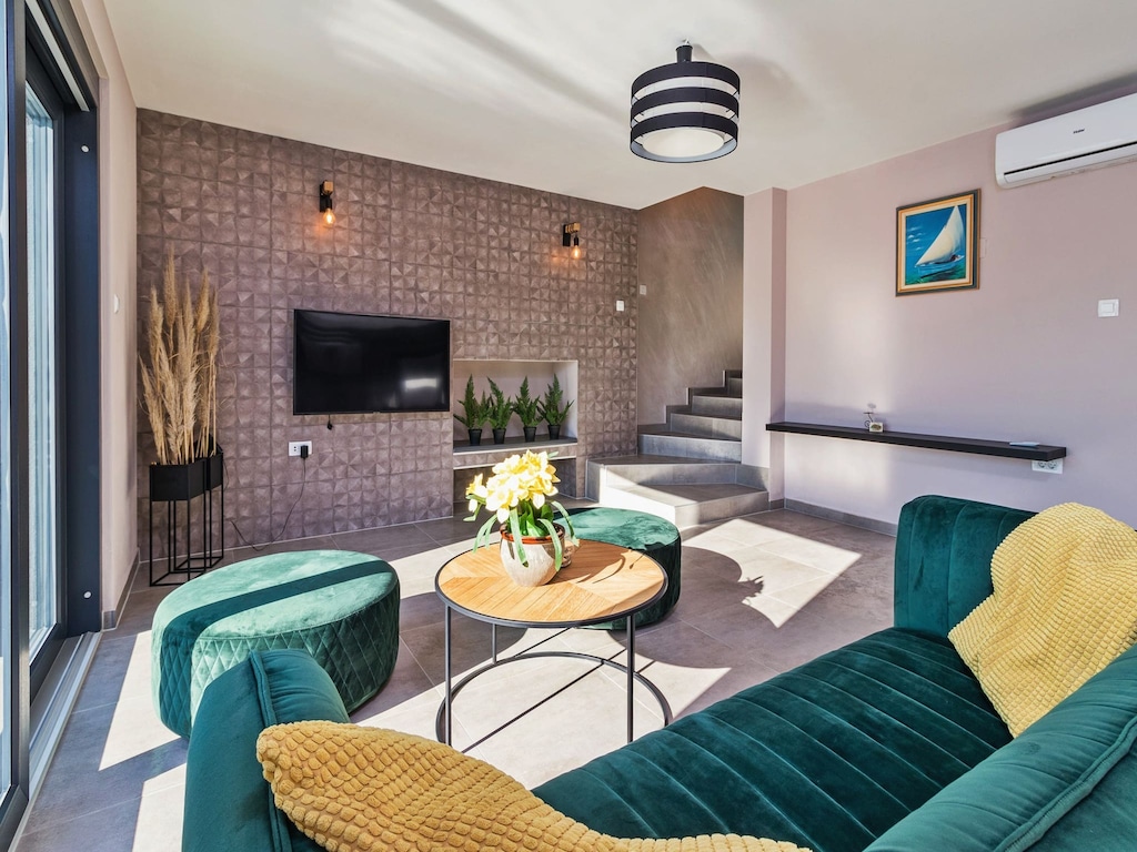 Ontspannende villa in Pula met privézwembad