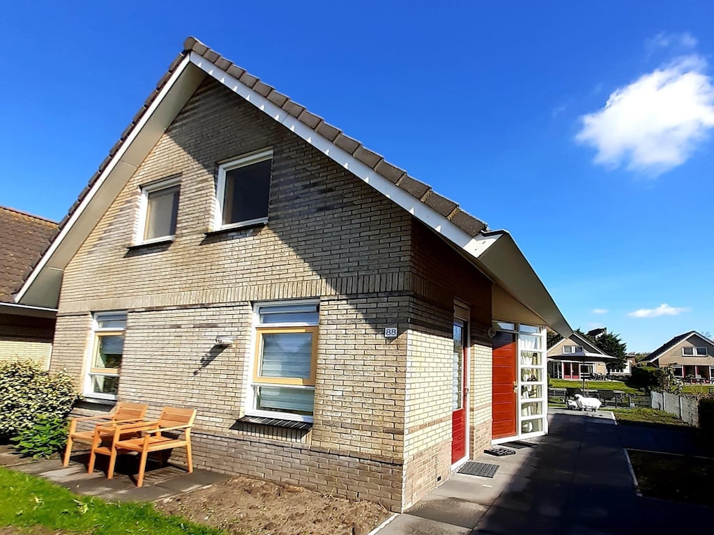 Lodge am Wasser mit privater Infrarotsauna