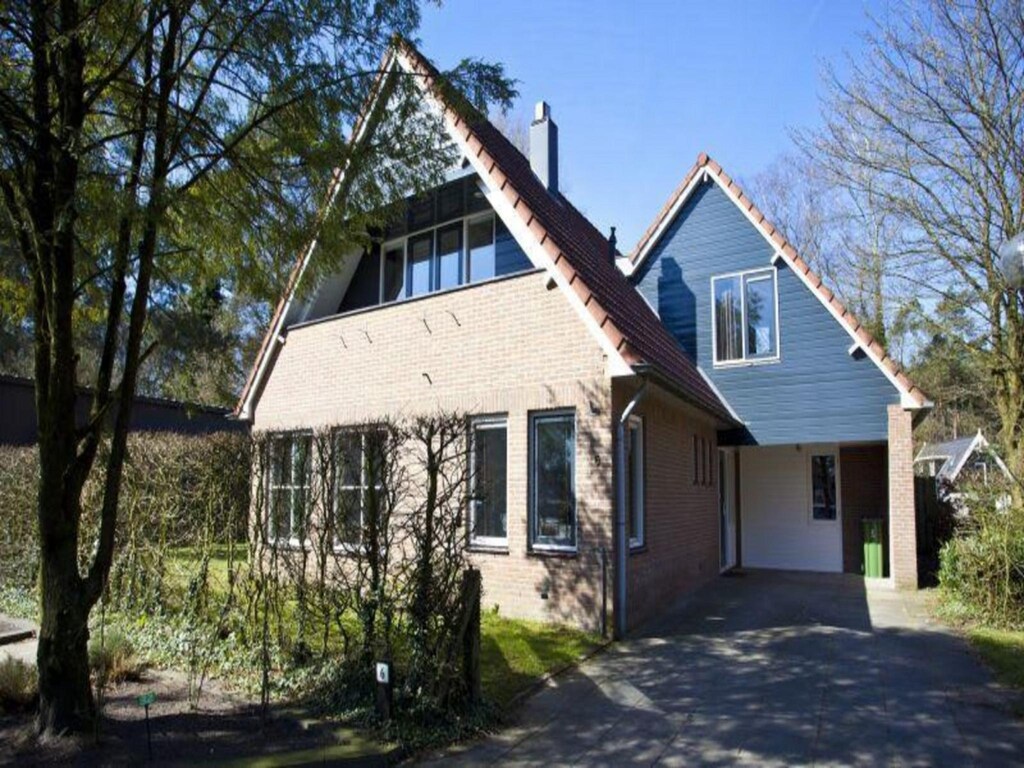 Grand Lakeside Retreat für 18