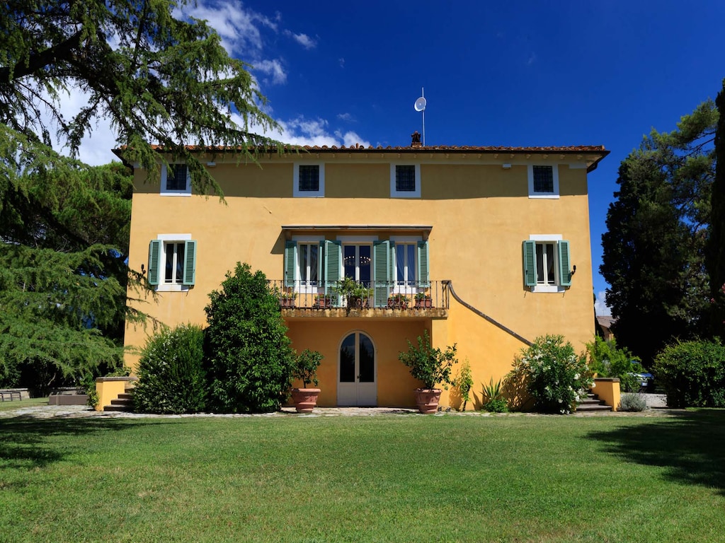 Villa met 10 slaapkamers in Lucca met zwembad