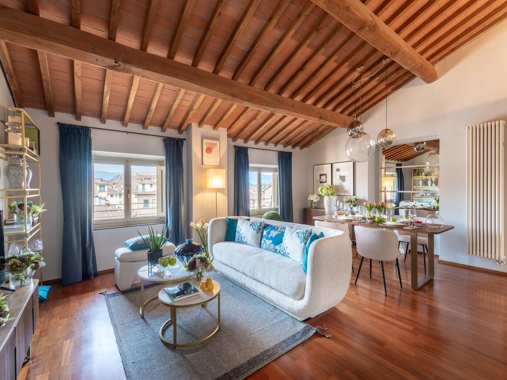 Penthouse in Lucca met Uitzicht op Stad
