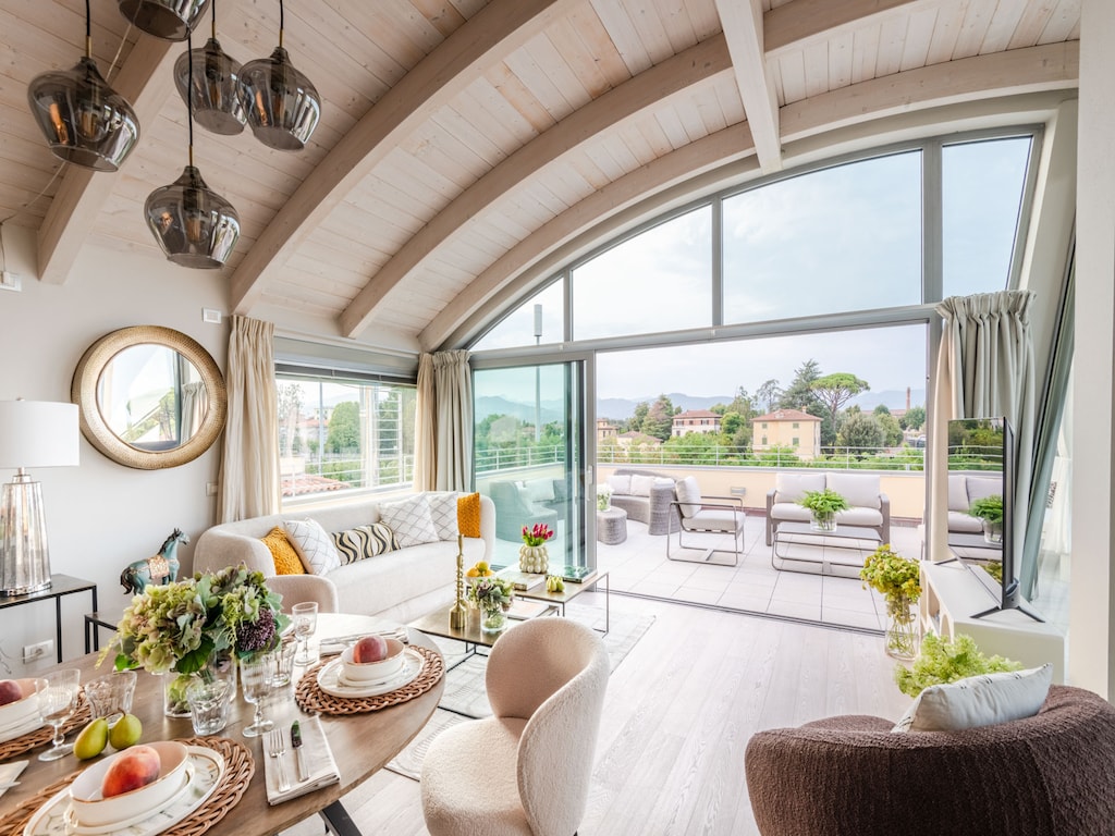 Penthouse in Lucca met terras en uitzicht