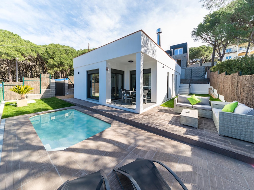 Prachtige villa vlakbij het strand van Cala Montgó