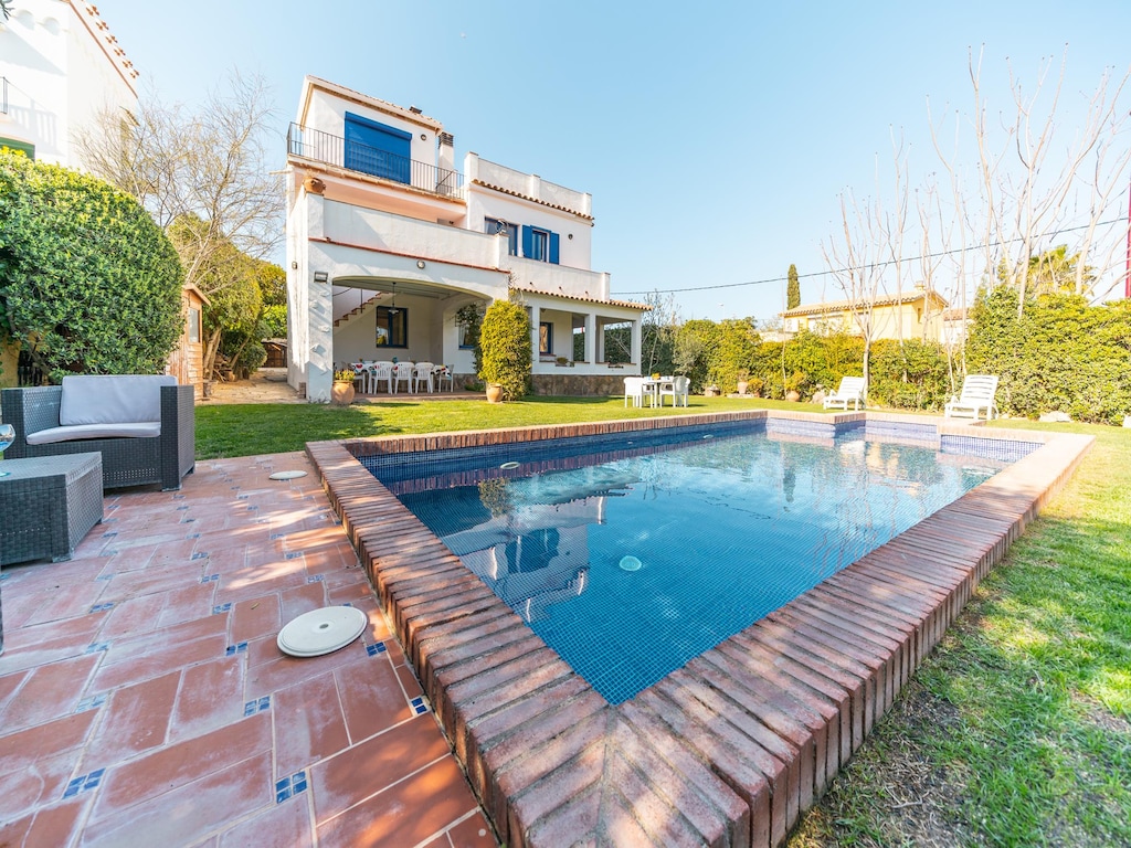 Villa in L'Escala nahe Platja de Riells
