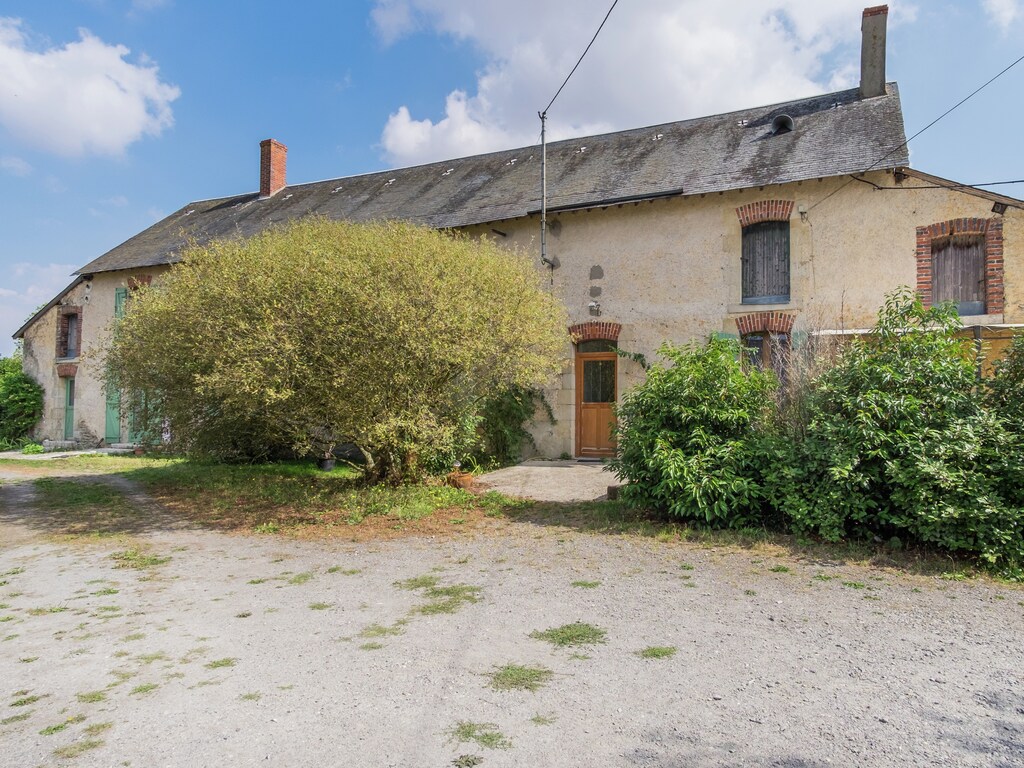 Bauernhaus in Giroux nahe Wald und See