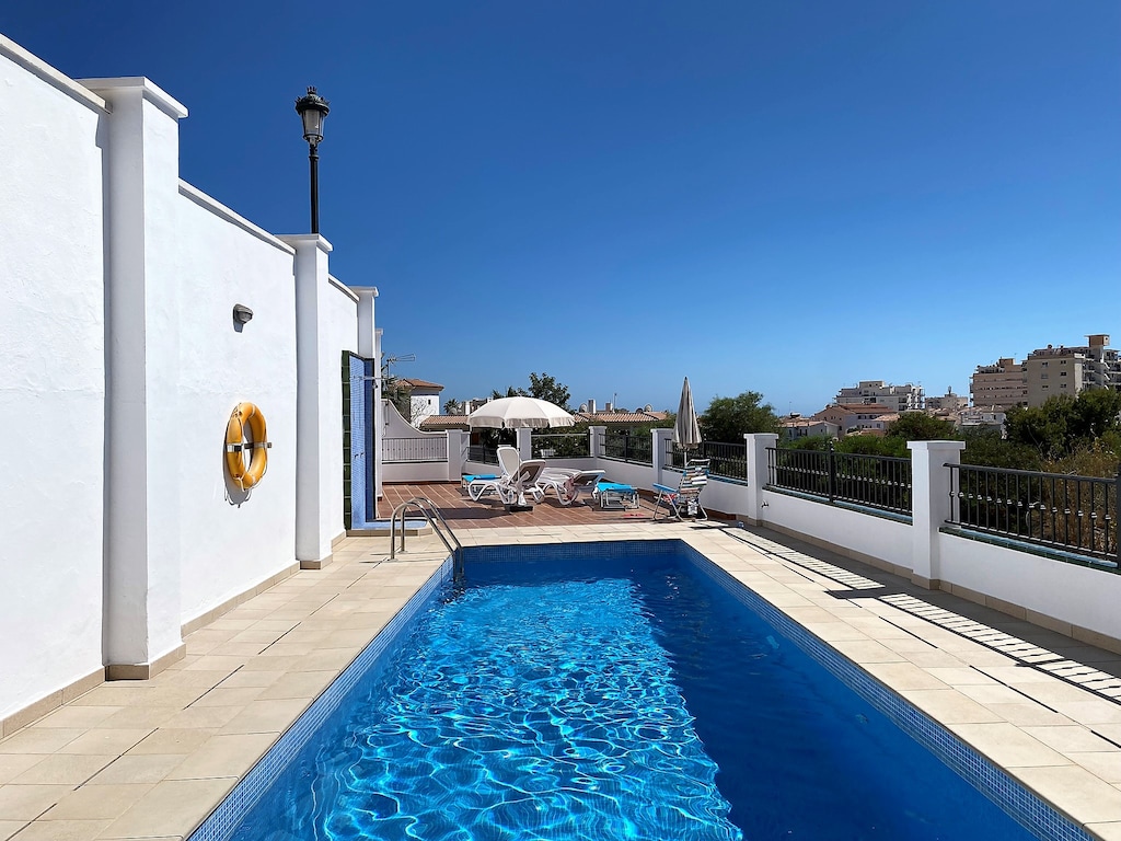 Villa in Nerja bij Burriana-strand