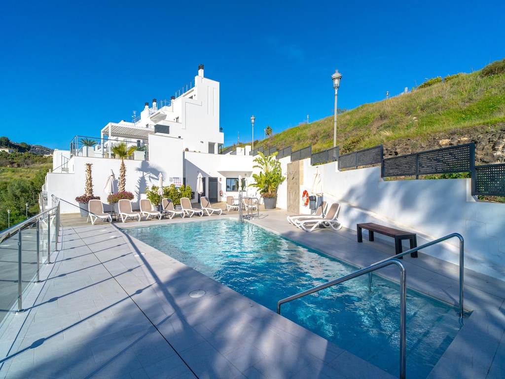 Penthouse in Málaga met Zeezicht & Zwembad