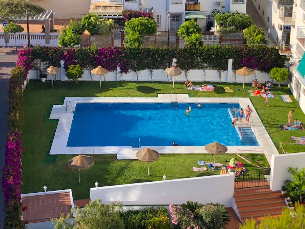 Appartement in Nerja met tuin en zwembad