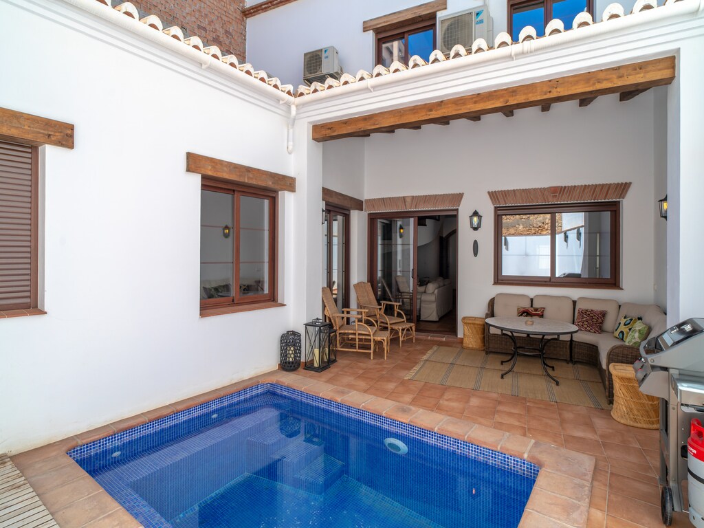 Huis in Nerja met Privézwembad en Uitzicht