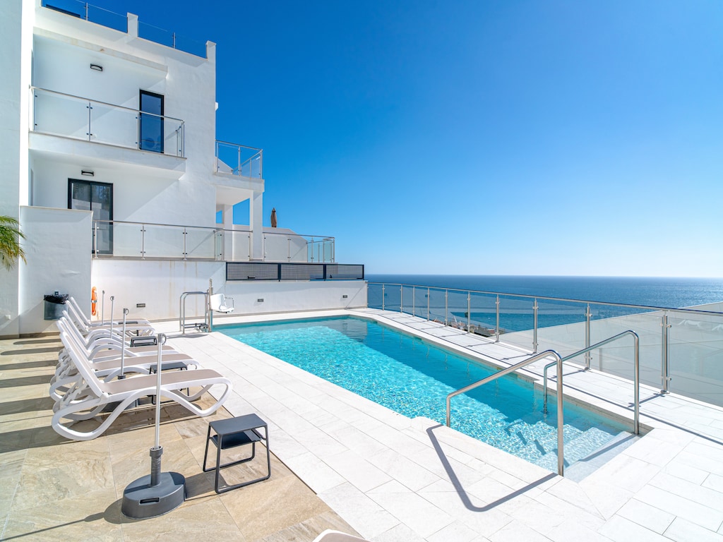 Vakantiehuis in Nerja met Uitzicht op Zee