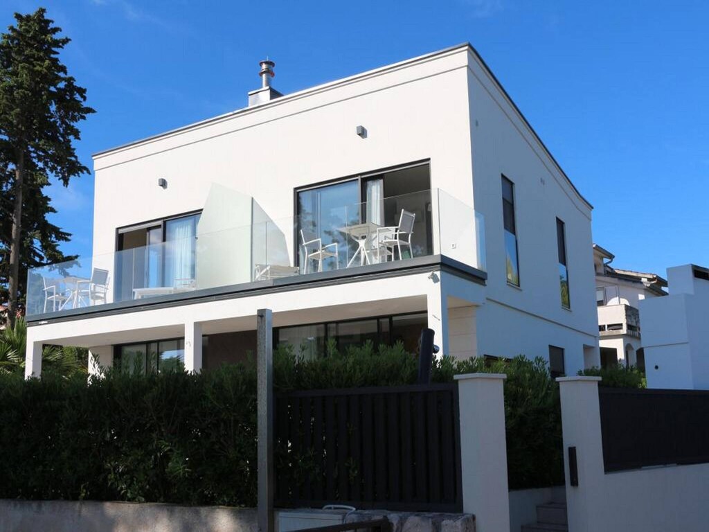 Charmant appartement met één slaapkamer in Ugljan