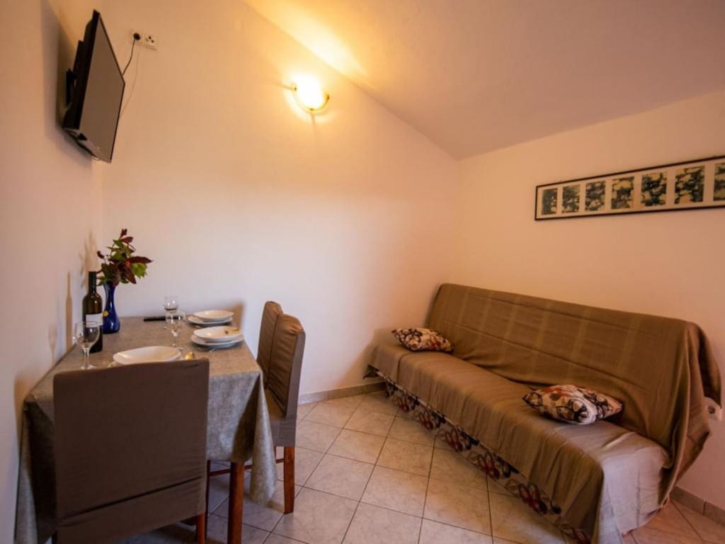 Appartement in Pašman bij Strand Lučina