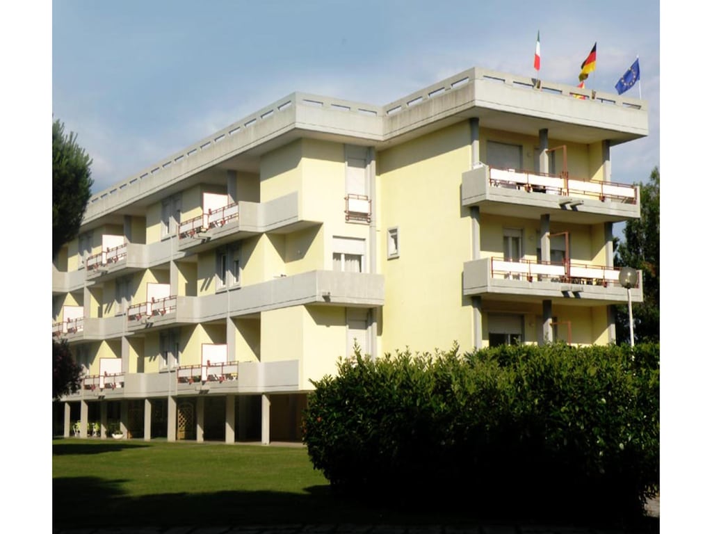 Appartement in Luni met balkon