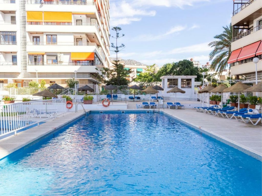 Strandhuis in Torremolinos met Zwembad