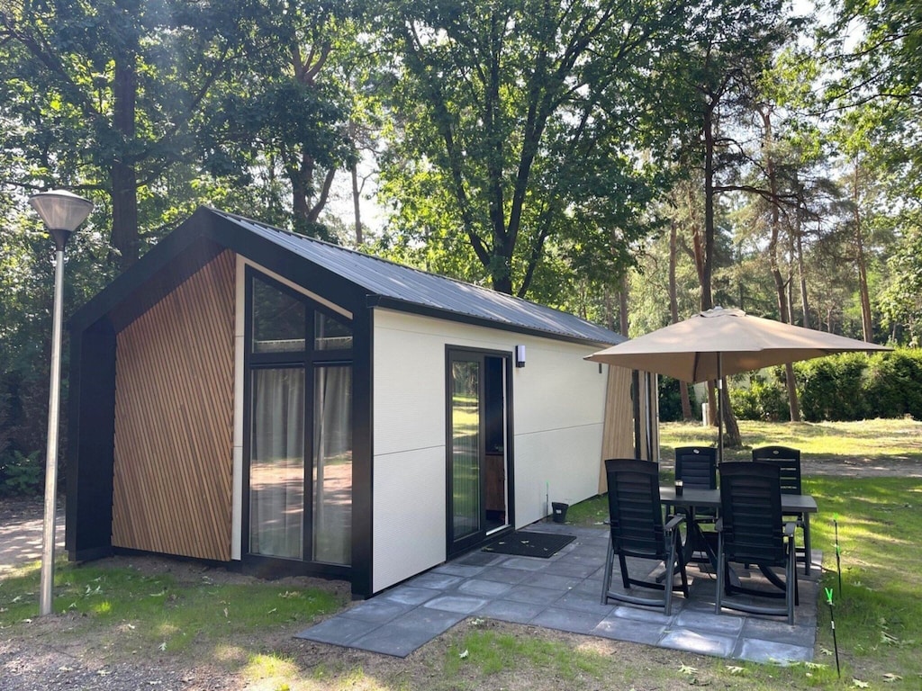 Modern chalet in Beekbergen met terras