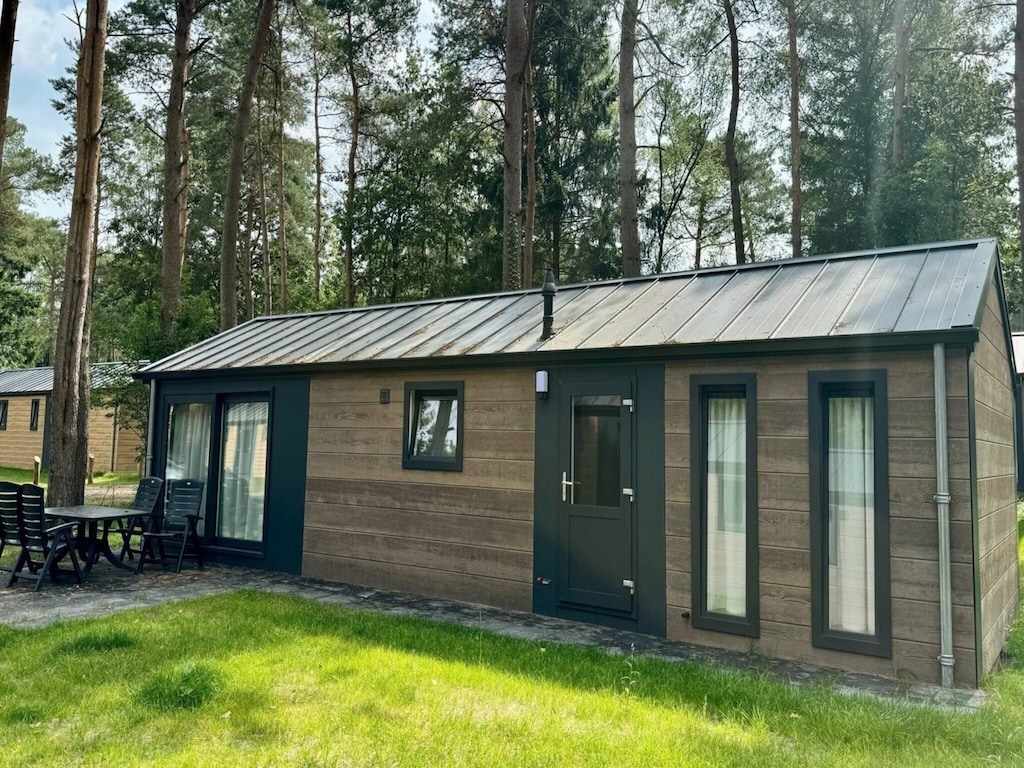 Einzigartiges Chalet mit Terrasse in Beekbergen