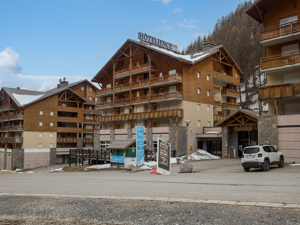 Appartement in Allos bij Skigebied