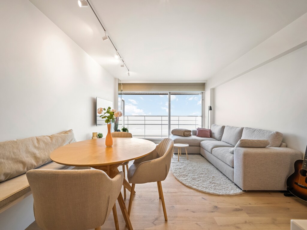 Luxe Zeezicht Appartement