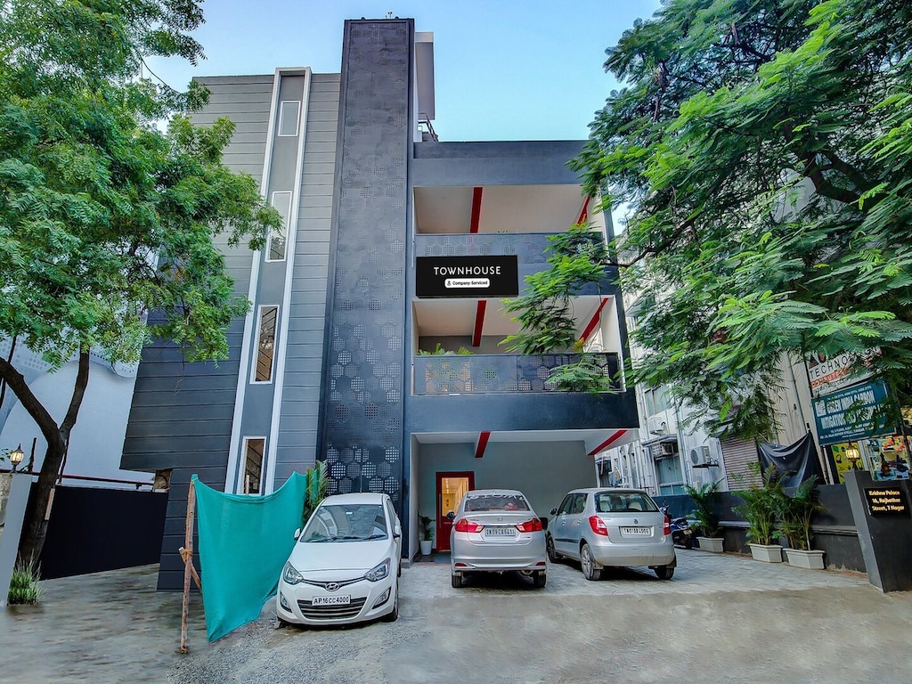 Super Townhouse T Nagar Chennai