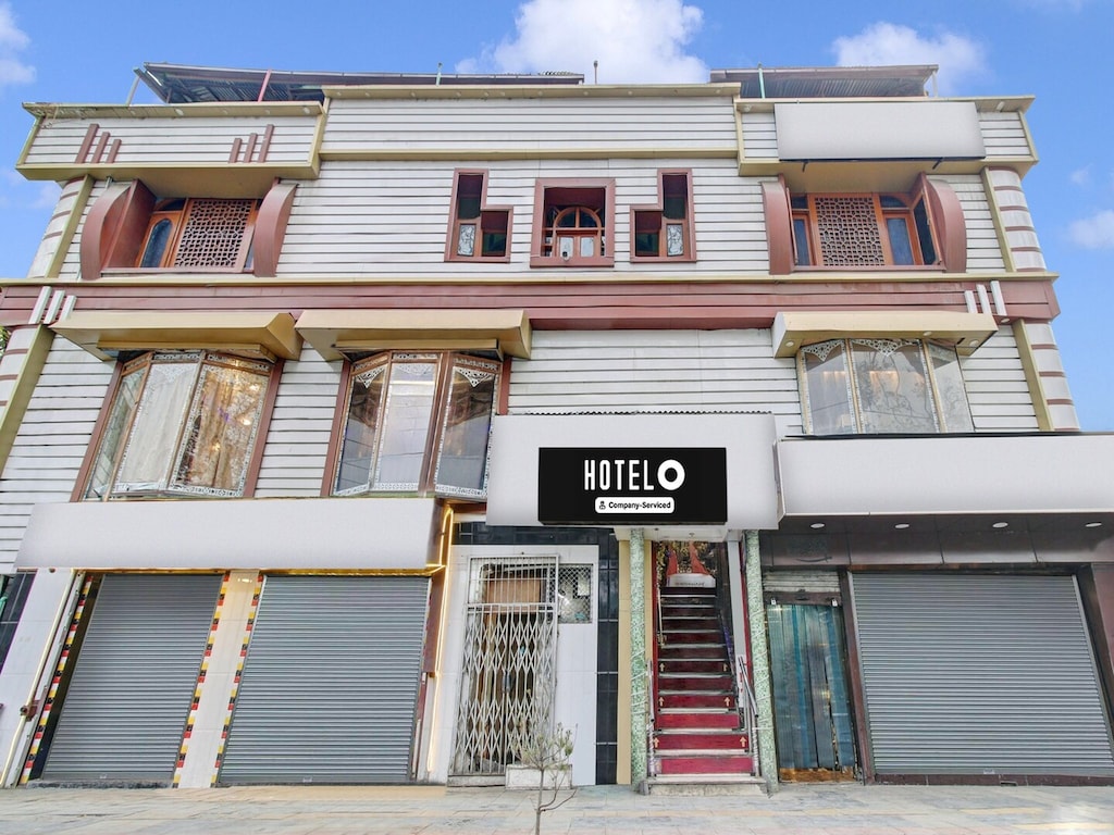 Hotel O Residency Road Srinagar