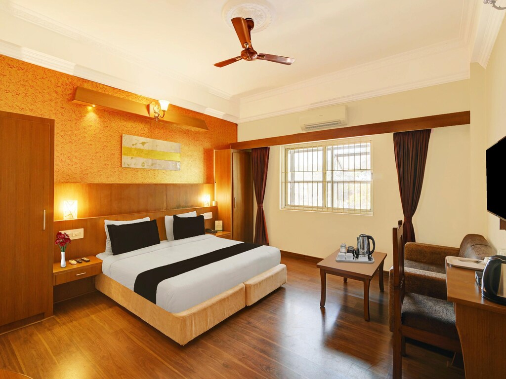 Stadthaus Oak City Center Kushal Nagar