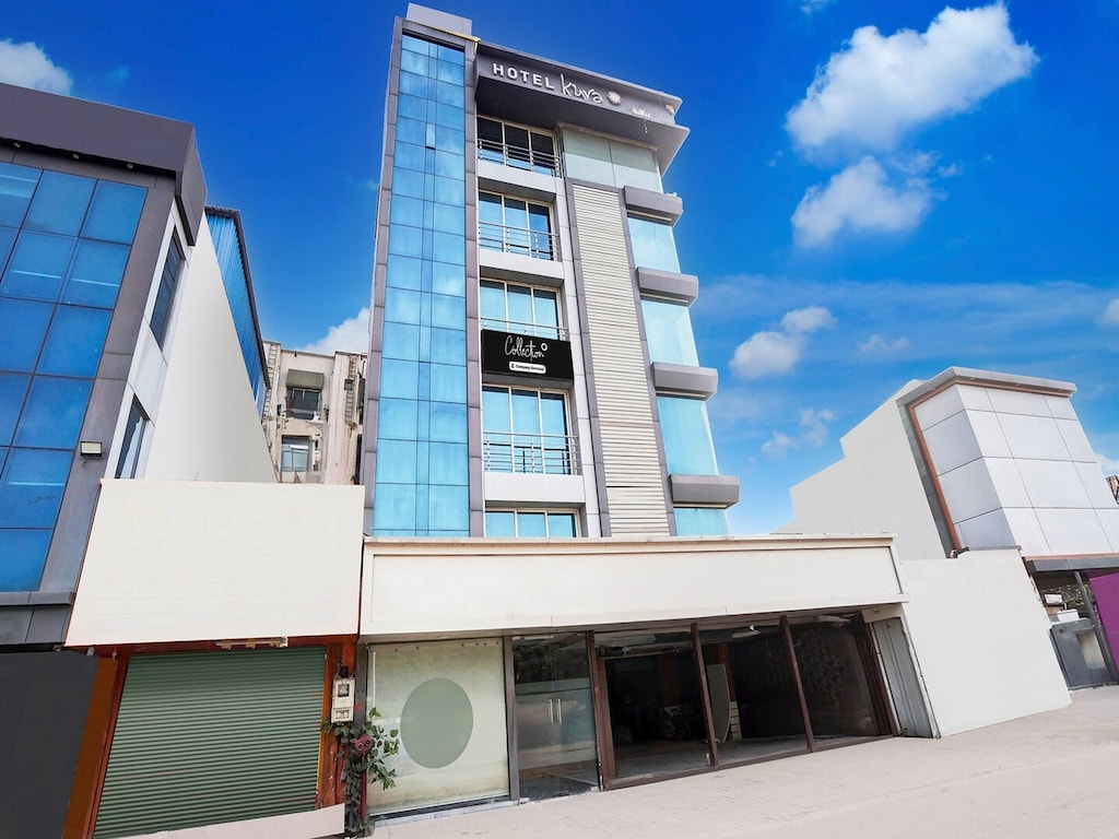 Super Collection O Airport Road Hotel