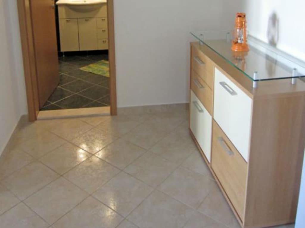 One-Bedroom Apartment With Terrace And Sea View (A1)