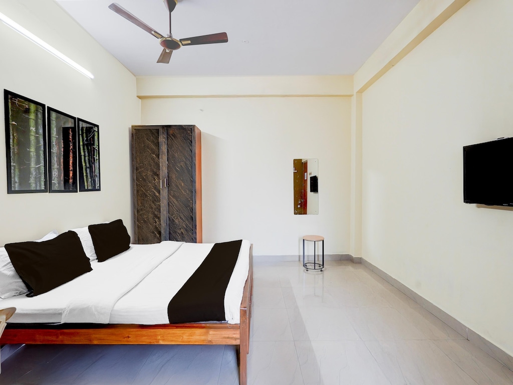 Hotel O Villivakkam Railway Station