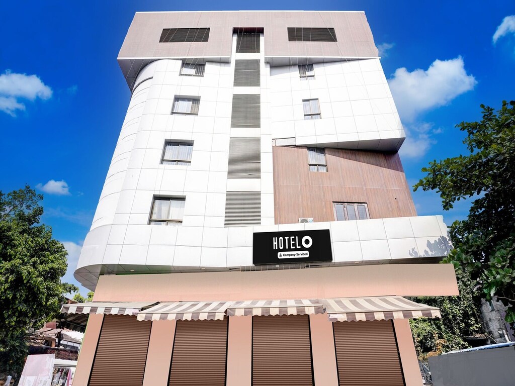 Super Hotel O Nashik Road