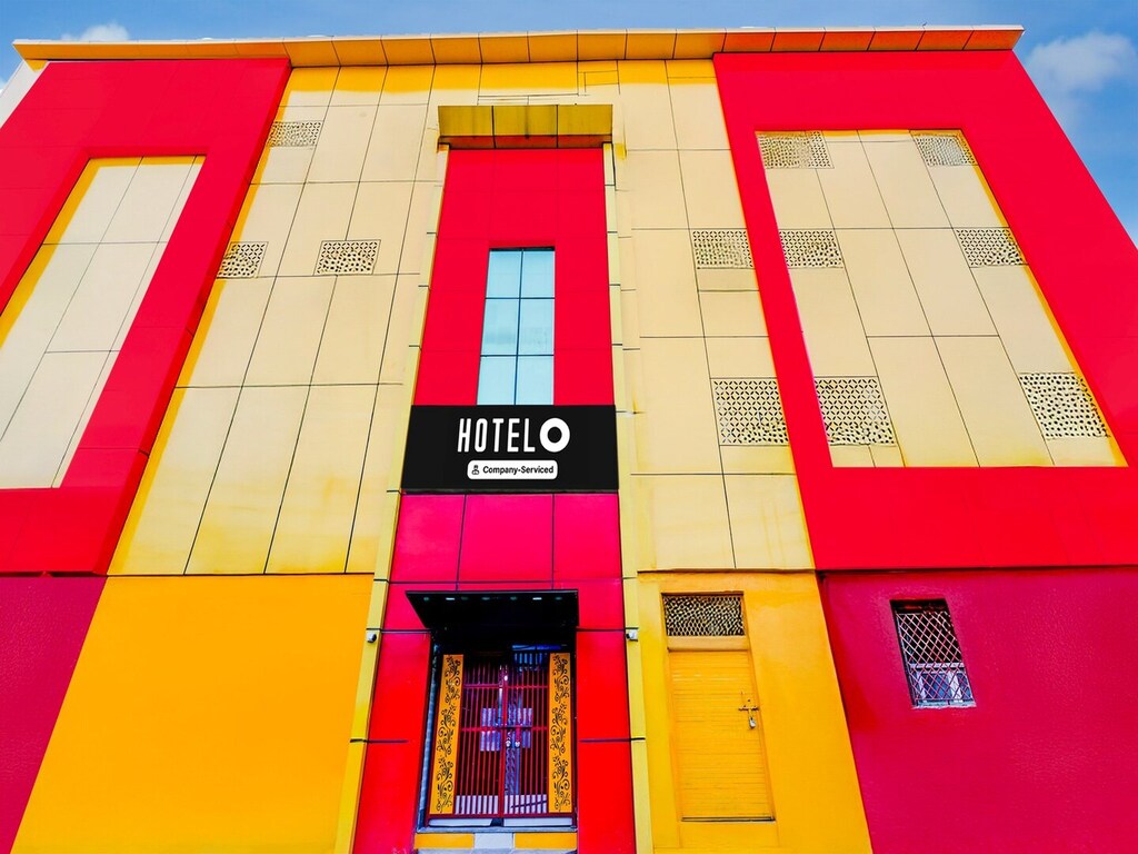 Super Hotel O Nehru Nagar-bus