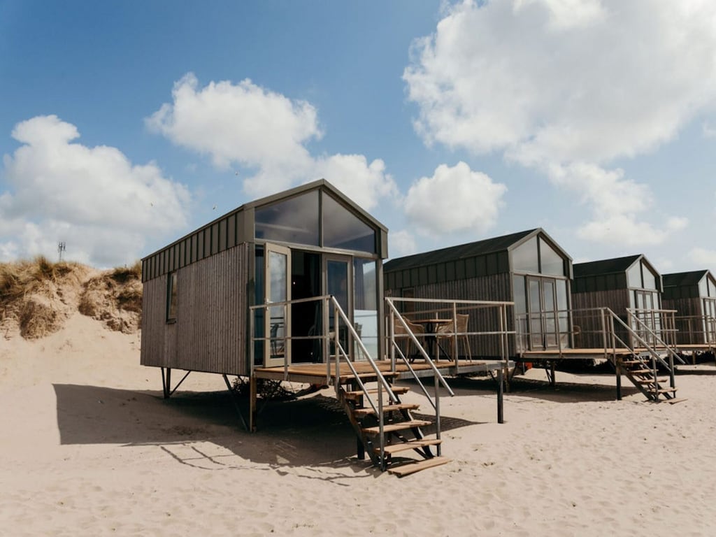 Strandhaus in den Niederlanden am Meer